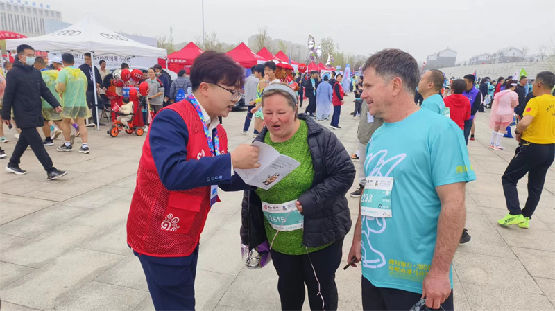 申城过年掀起观赛热：韩国球迷扎堆看亚冠网球爱好者齐聚“贺岁杯”(图1)