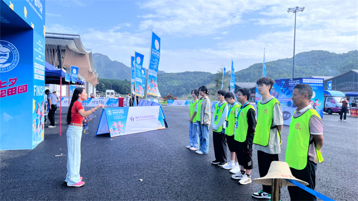 信宜“新春杯”乒乓球混合团体赛落幕(图1)